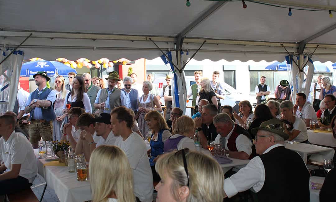 Feier-Tag-offenen-Tuer-Publikum-3